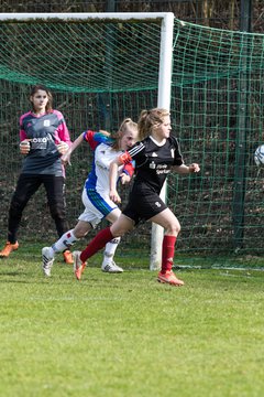 Bild 366 - wBJ SV Henstedt Ulzburg - TSV Sch�nberg : Ergebnis: 5:2